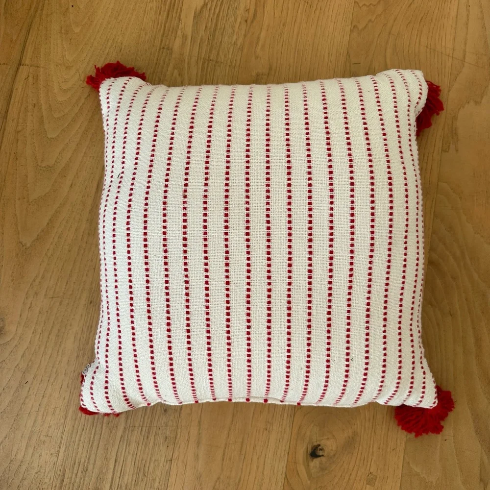 HEARTH & HAND 18